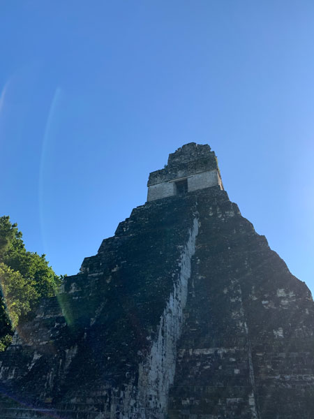 Maya tempels in Flores in Guatemala