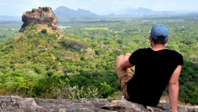 Rondreis Sri Lanka berg beklimming