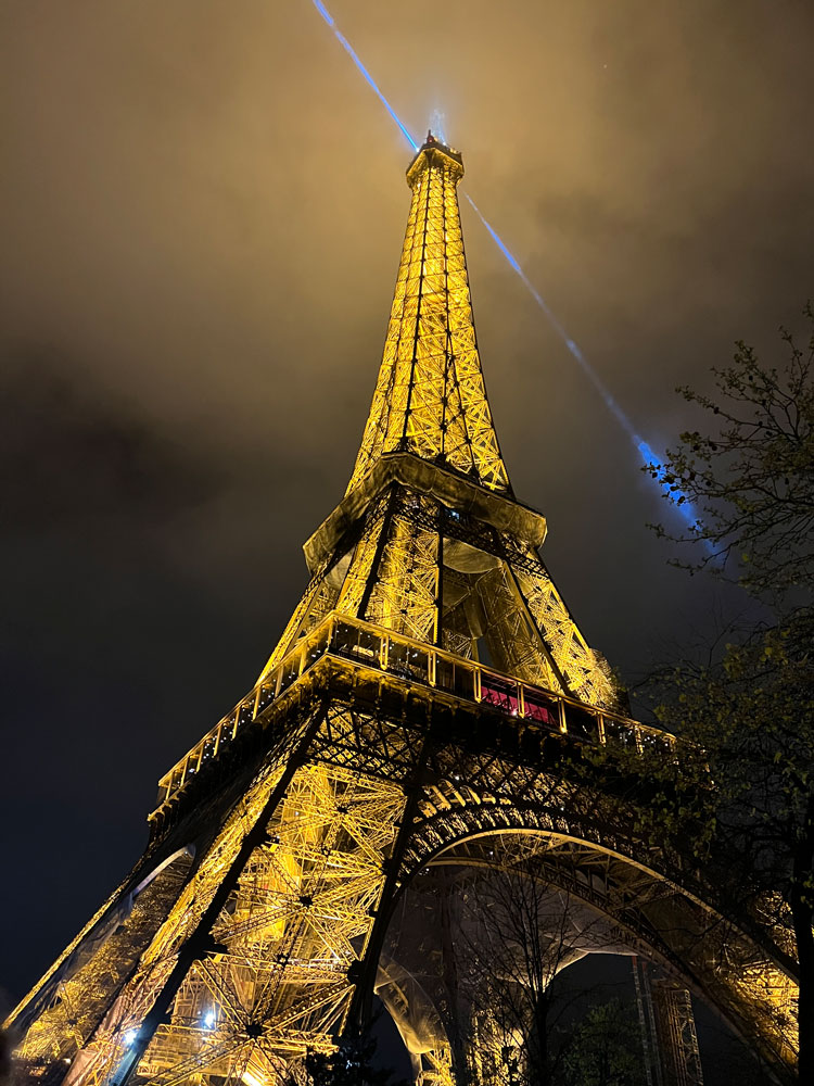 Lichtgevende Eiffeltoren in Parijs 